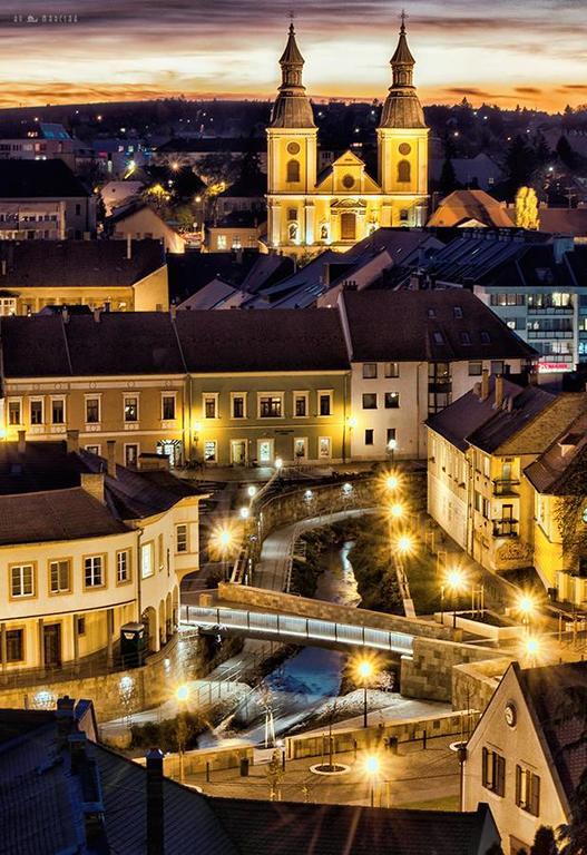 Strandfuerdo Apartman Эгер Экстерьер фото